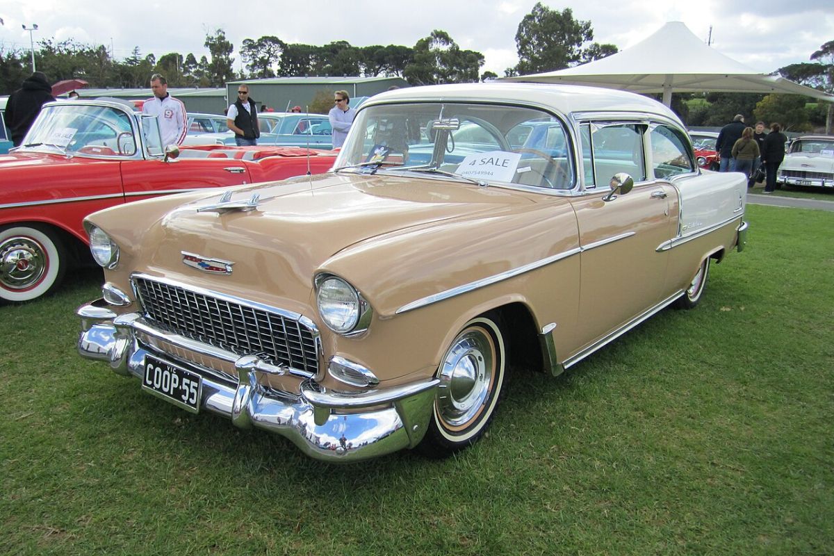 The 14 Coolest, Most Stylish Cars of the '50s