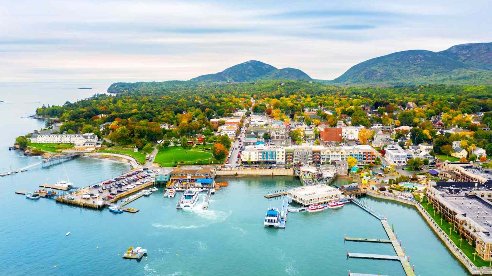 15 Best Small Town in America to Visit