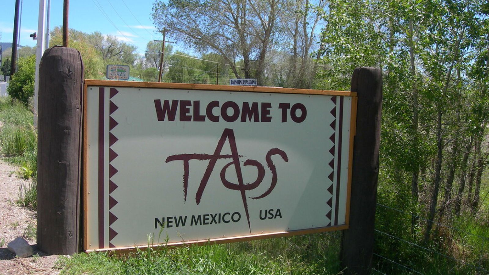 15 Best Small Town in America to Visit