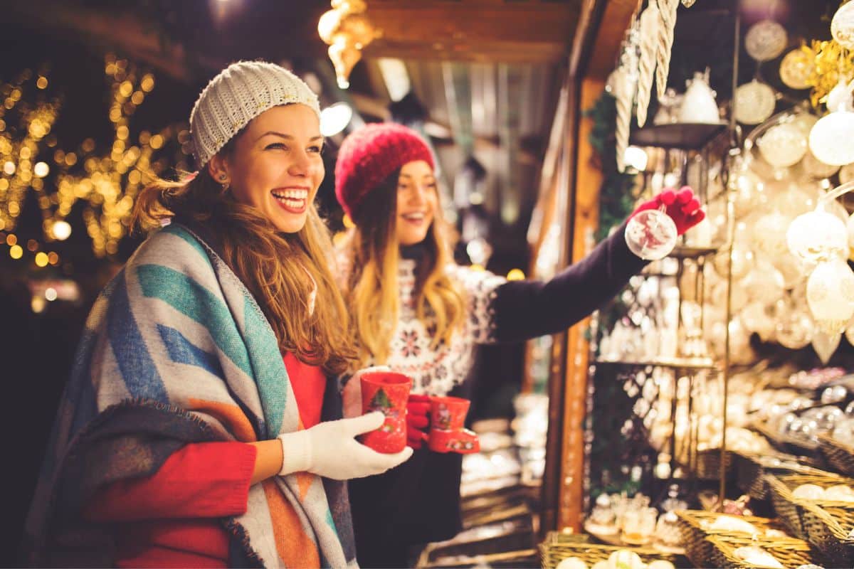 Sourcing and Decorating With Vintage Christmas Decorations