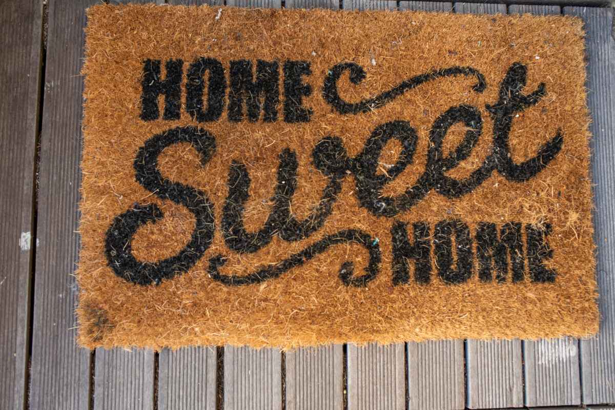 17 Tacky Décor Things We All Do But Should Stop Immediately