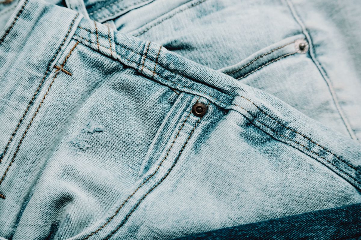 15 Most Unflattering Things Boomers Still Wear