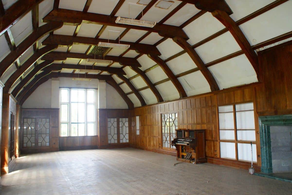 15 Outdated Home Trends That We Hope Never Come Back