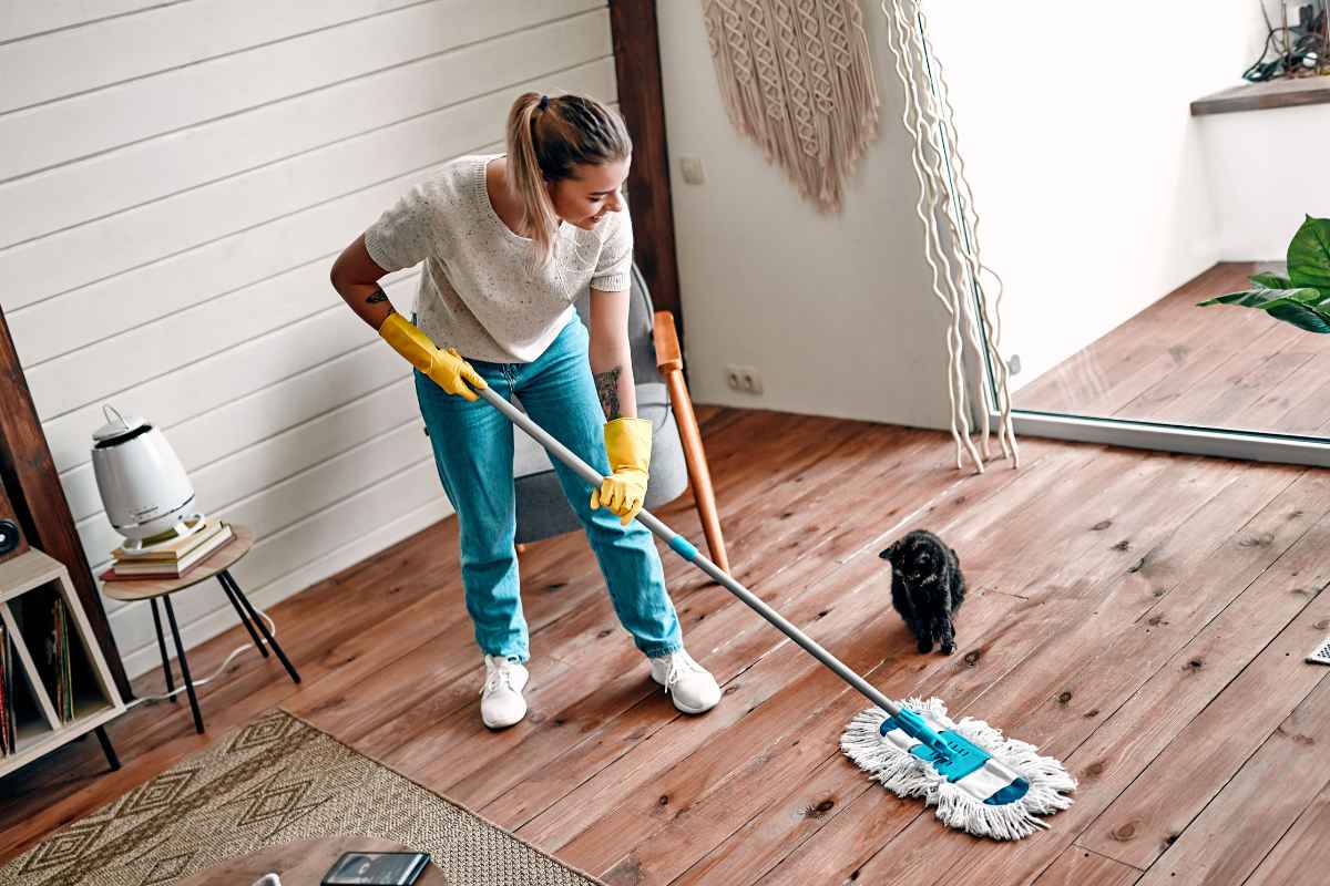 17 Clever Hacks to Spruce up Your Home Before Your Guests Show Up