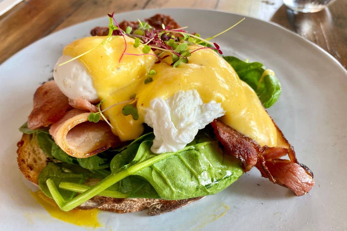 Eggs Benedict