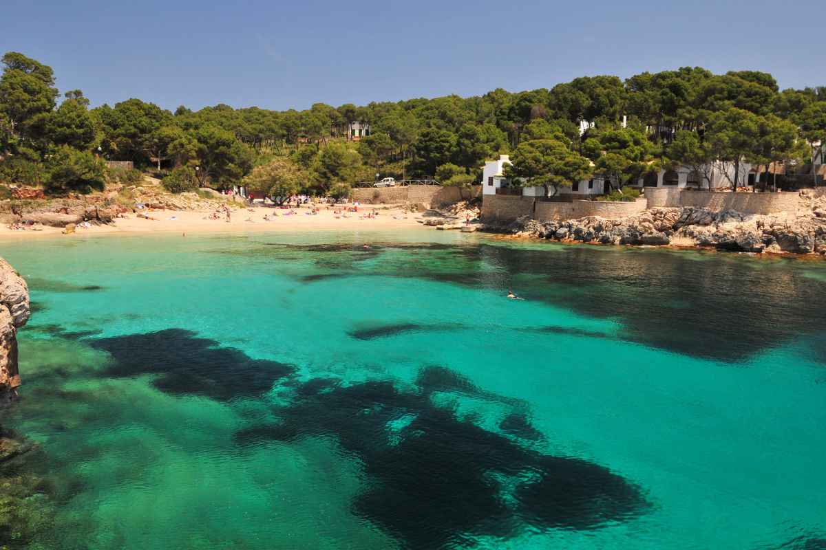 Majorca in Spain is a perfect holiday destination. It has stunning beaches, turquoise waters, vibrant nightlife, and well-preserved medieval architecture. The Serra de Tramuntana mountain range offers breathtaking hikes and panoramic views. Majorca is a versatile island that caters to everyone's interests, making it an unforgettable holiday experience.