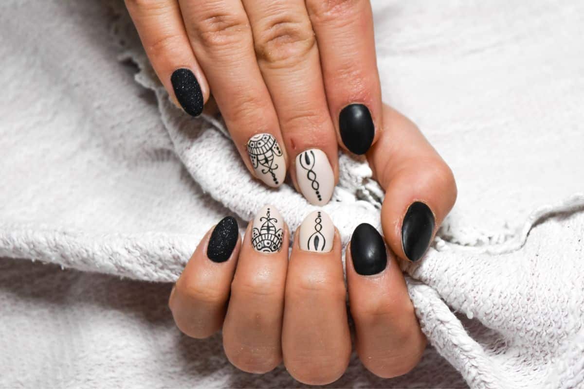 Vacation Nails: Ultimate Guide for Stunning Holiday Manicures