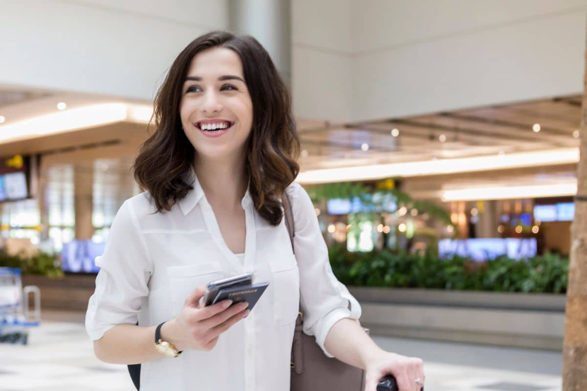 Airport Travel Outfit Ideas: Stylish and Comfortable Options for Your Journey