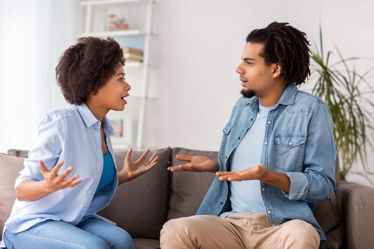 Things You Should Never Post on Social Media About a Relationship