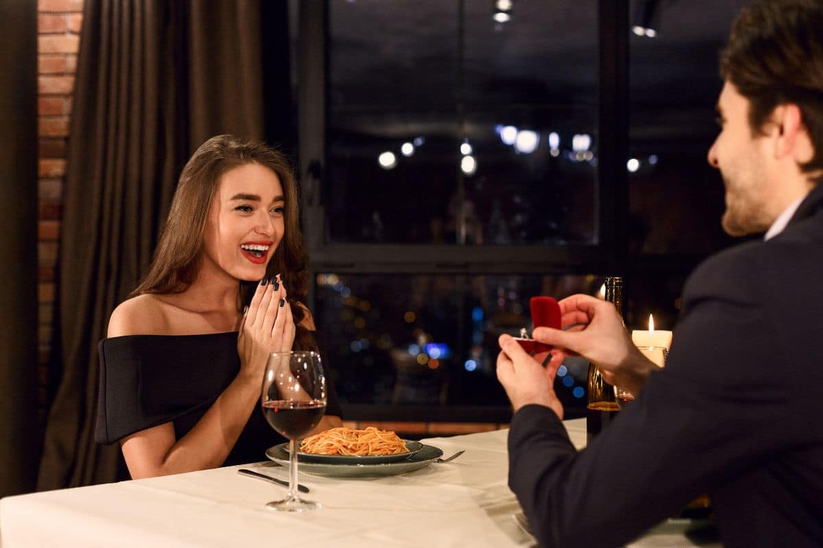15 Things You Should Never Post on Social Media About a Relationship