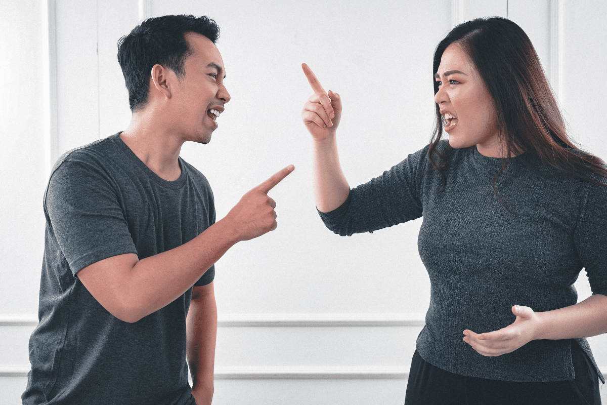 15 Things You Should Never Post on Social Media About a Relationship