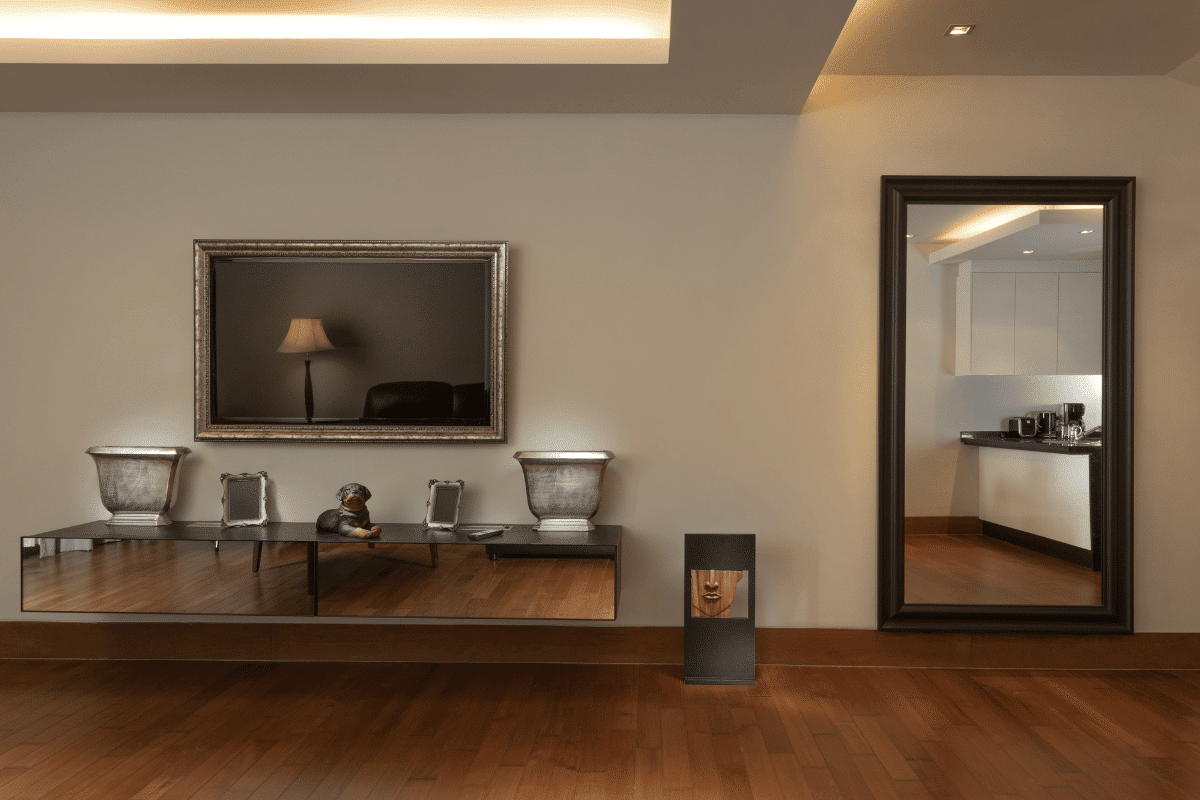 Selecting Furniture and Décor