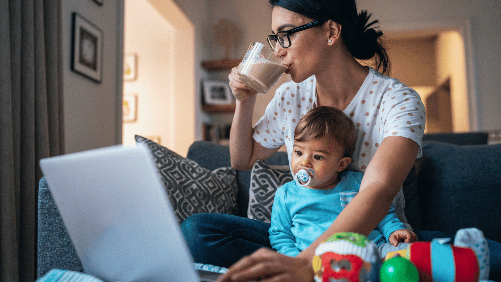 How to Make Money as a Stay-at-Home Mom (STAHM)